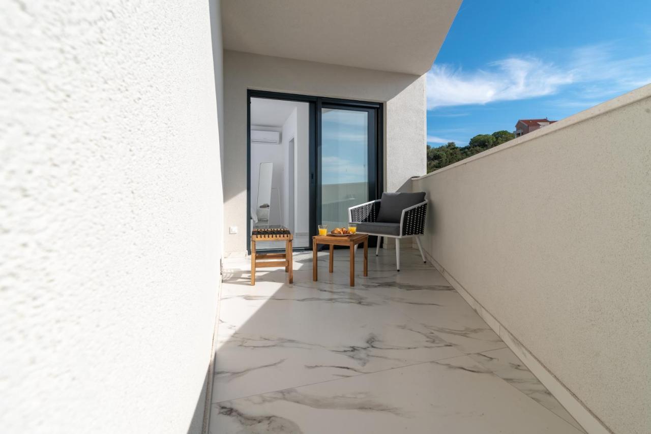 Lavender Tree - Luxury Apartments Τρογκίρ Εξωτερικό φωτογραφία