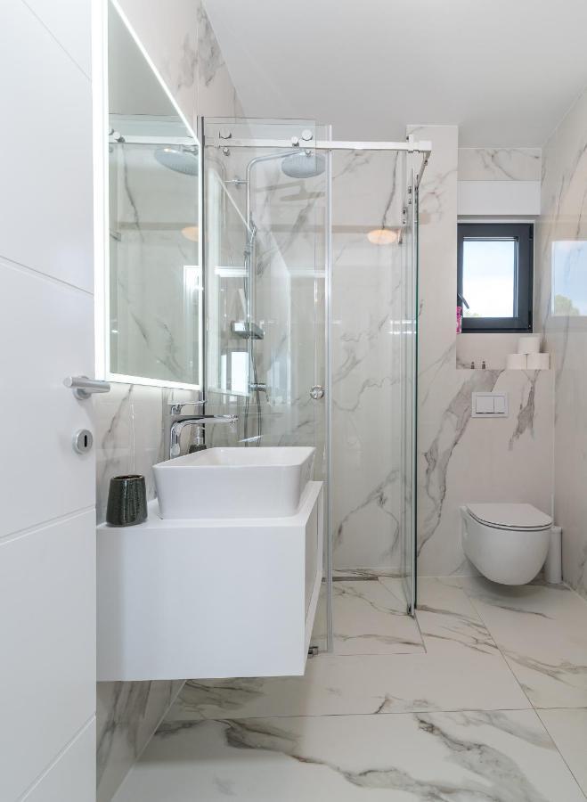 Lavender Tree - Luxury Apartments Τρογκίρ Εξωτερικό φωτογραφία