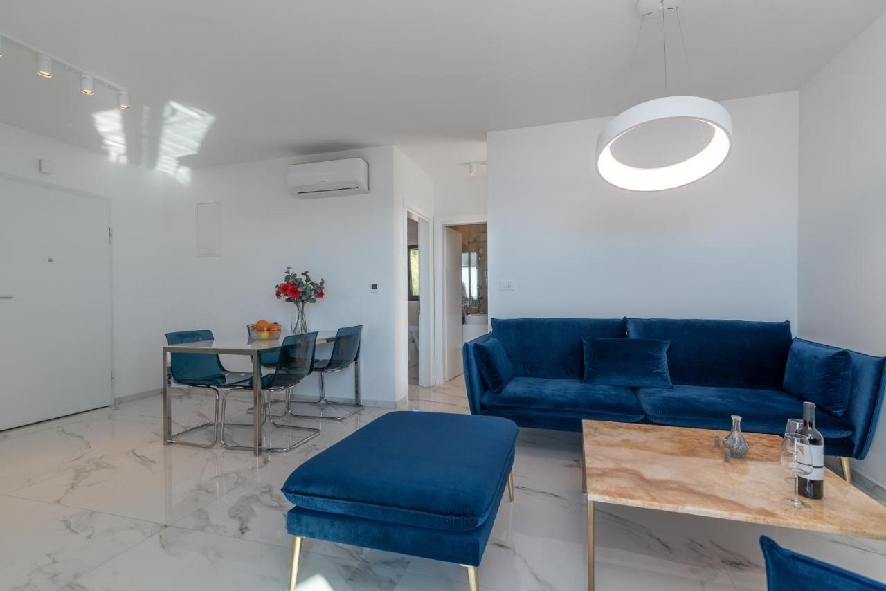 Lavender Tree - Luxury Apartments Τρογκίρ Εξωτερικό φωτογραφία