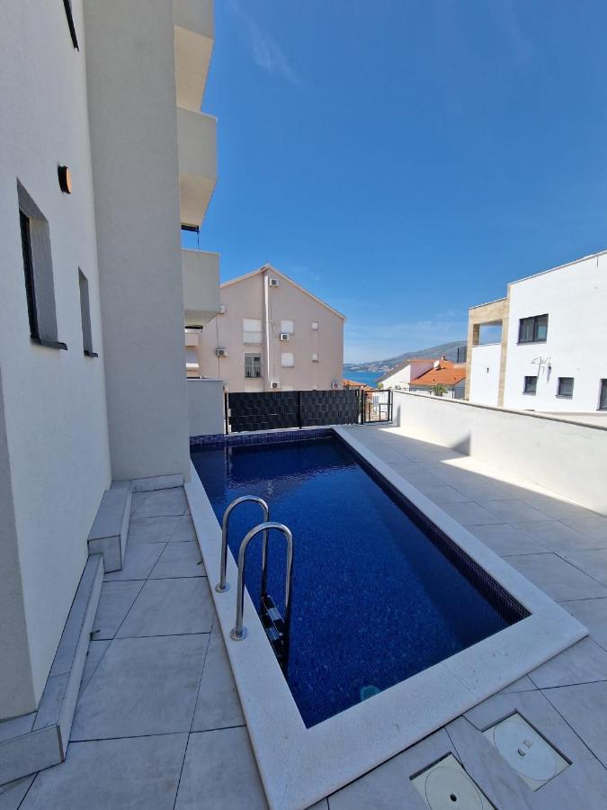 Lavender Tree - Luxury Apartments Τρογκίρ Εξωτερικό φωτογραφία