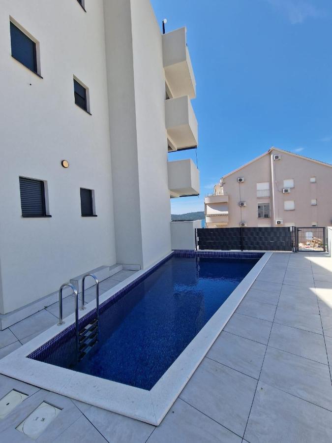 Lavender Tree - Luxury Apartments Τρογκίρ Εξωτερικό φωτογραφία